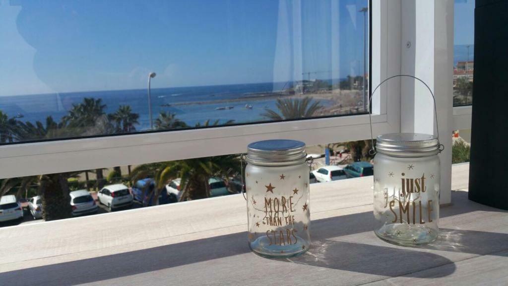 Beachfront Los Cristianos Apartment อาโรนา ภายนอก รูปภาพ