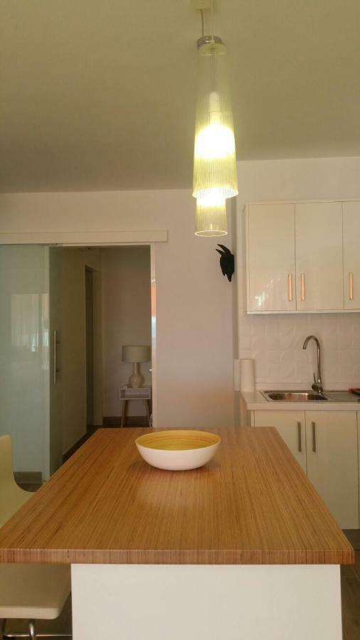 Beachfront Los Cristianos Apartment อาโรนา ภายนอก รูปภาพ