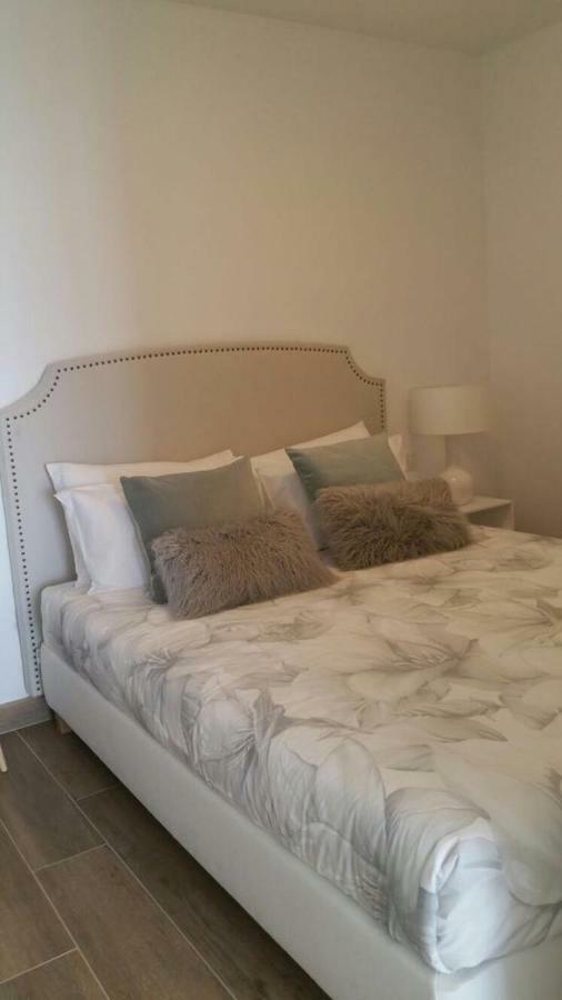 Beachfront Los Cristianos Apartment อาโรนา ภายนอก รูปภาพ
