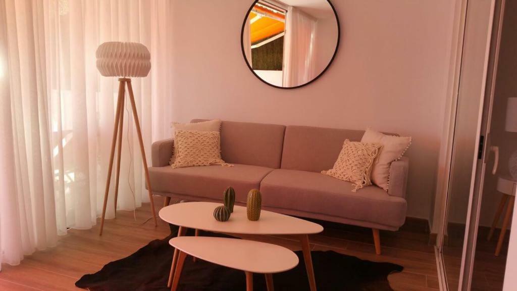 Beachfront Los Cristianos Apartment อาโรนา ภายนอก รูปภาพ