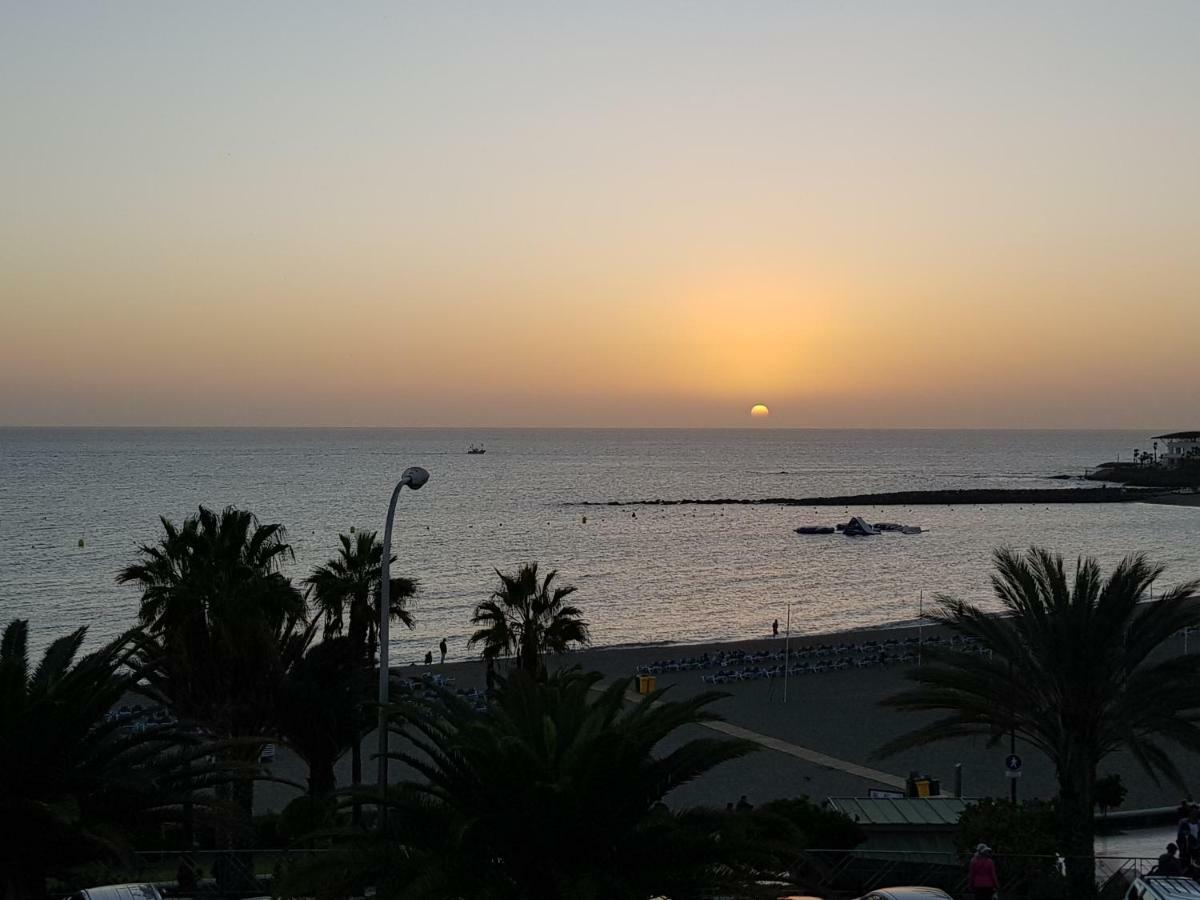 Beachfront Los Cristianos Apartment อาโรนา ภายนอก รูปภาพ